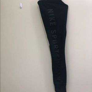 NIKE - Women’s Sportswear Navy  Logo Leggings